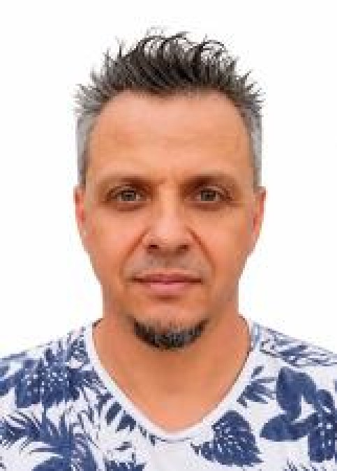 Almir Machado