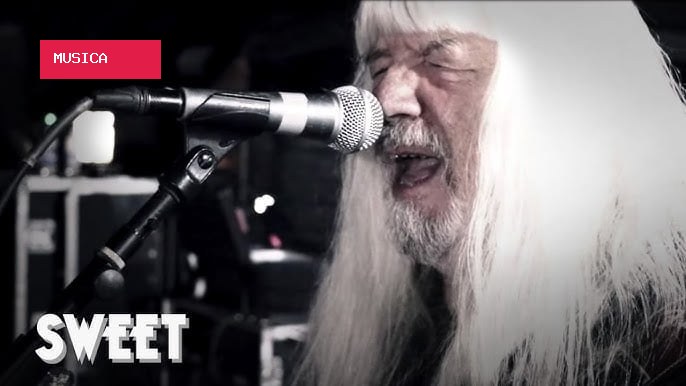 Guitarrista Andy Scott fala sobre a existência de duas versões do Sweet