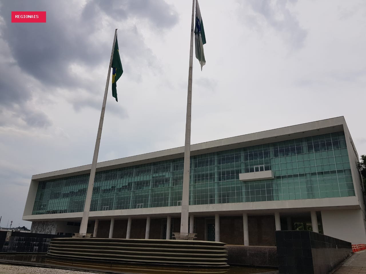 Candidatos ao governo do Paraná cumprem agendas focadas em entrevistas e produção de conteúdo para as
