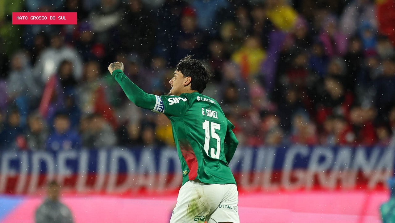 Gómez marca de cabeça e garante vaga do Palmeiras nas quartas de final