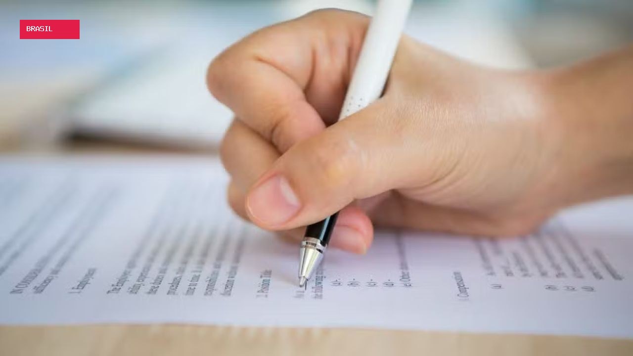 Câmara Municipal abre concurso público com salários de até R$ 12 mil em São Miguel do Guaporé, RO