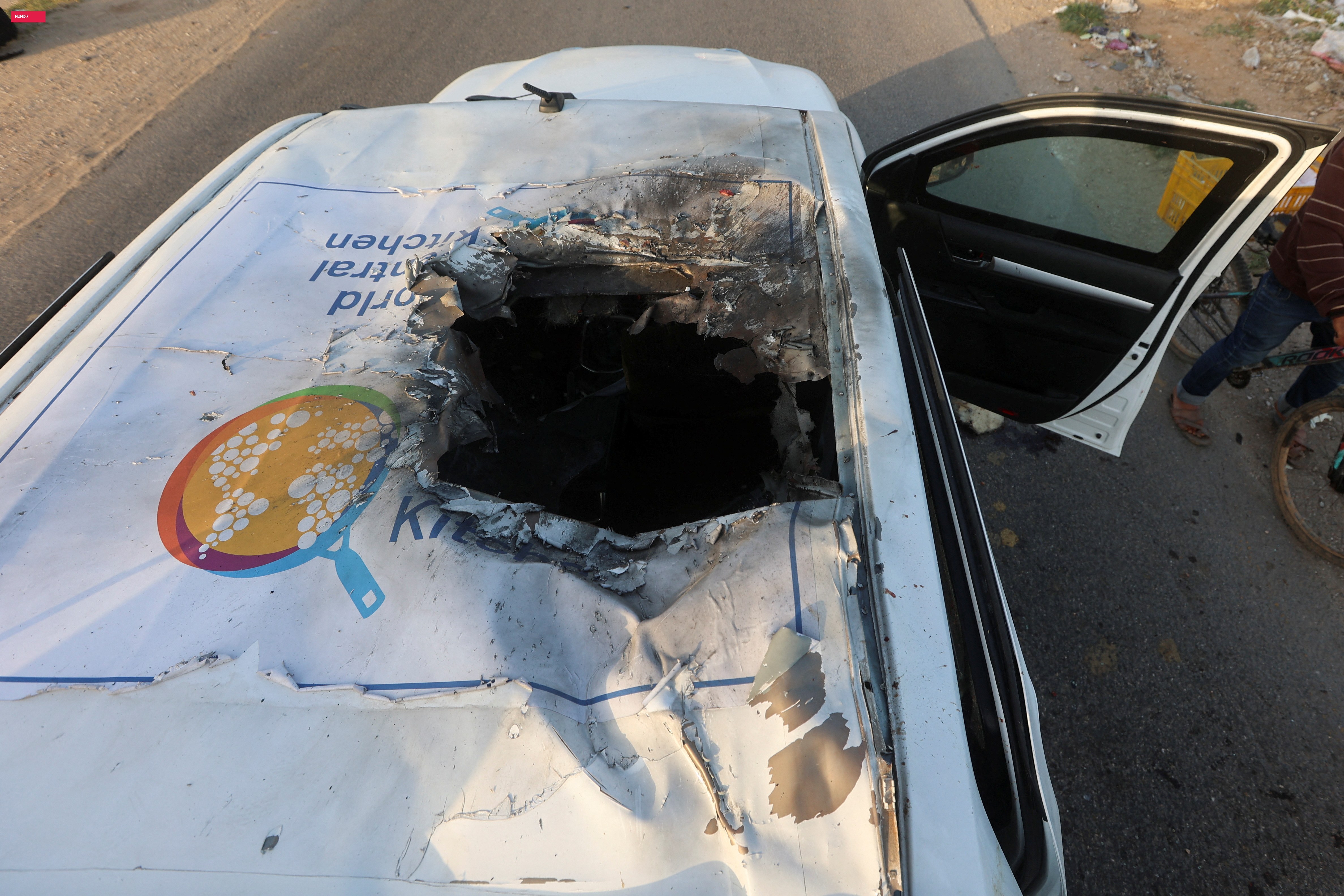 Israel conclui que não houve crime em bombardeio a carro de ONG de chef famoso que matou 7; veículo tinha