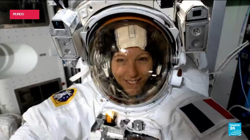 ISS hosts first spacewalk by a Frenchwoman