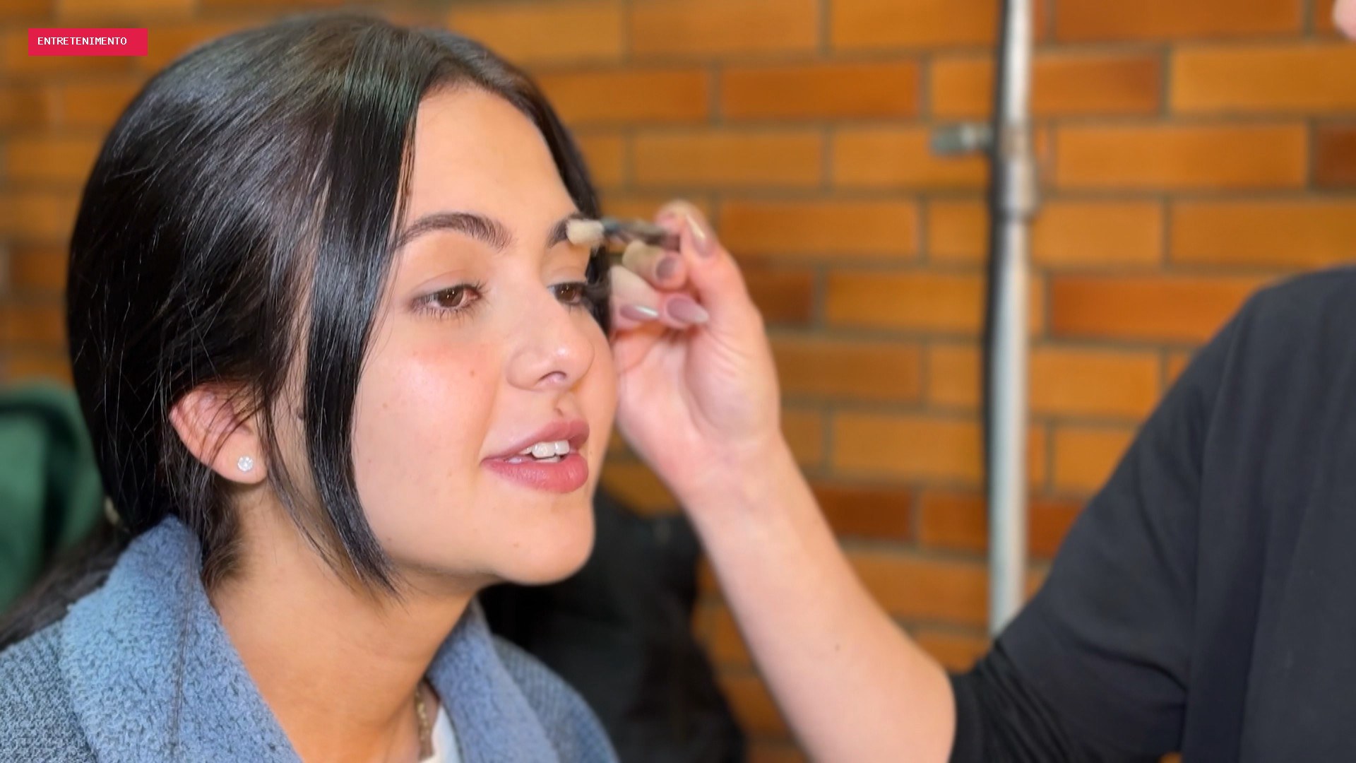 Klara Castanho mostra transformação para viver Maiara em filme sobre Marília Mendonça
