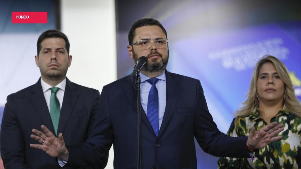 Parlamento da Venezuela abre investigação contra deputado que propõe dolarização do país