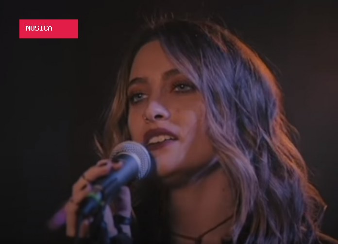 Paris Jackson revela detalhes de tratamento contra depressão: “dor mais aguda que já experimentei”