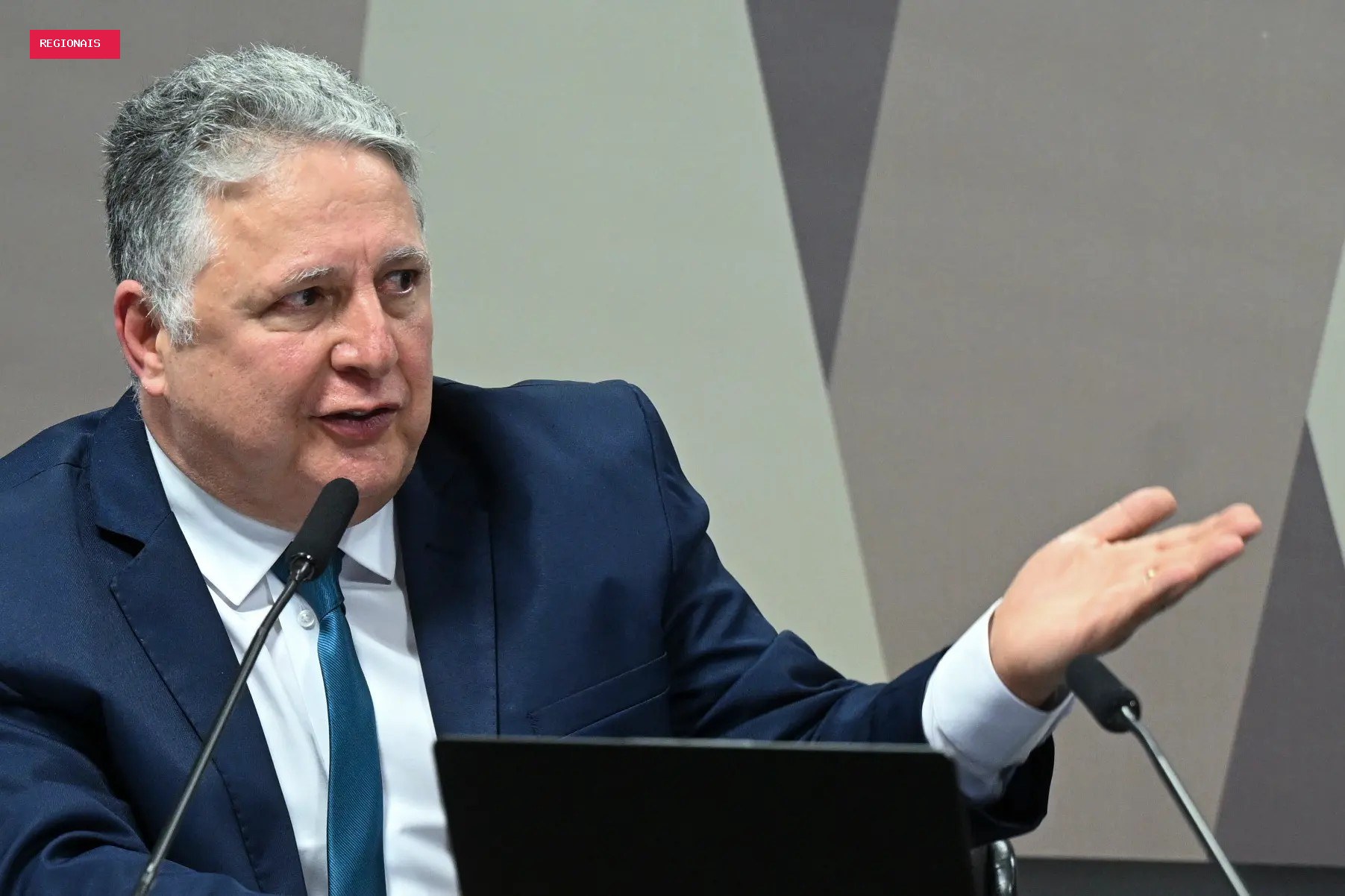 MP Eleitoral pede que TRE barre candidatura de Garotinho ao governo do RJ