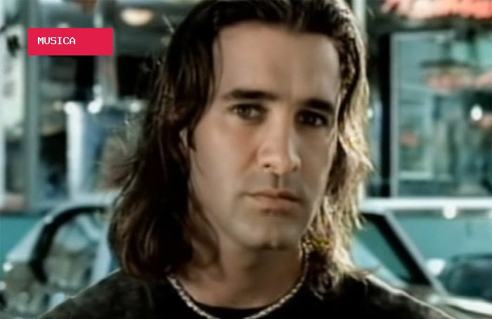 O disco do U2 que vocalista do Creed deixou no toca-fitas do carro por dois anos