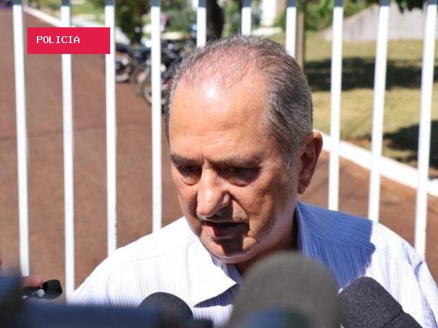 Polícia entrega inquérito acusando médico de feminicídio e outros 4 crimes