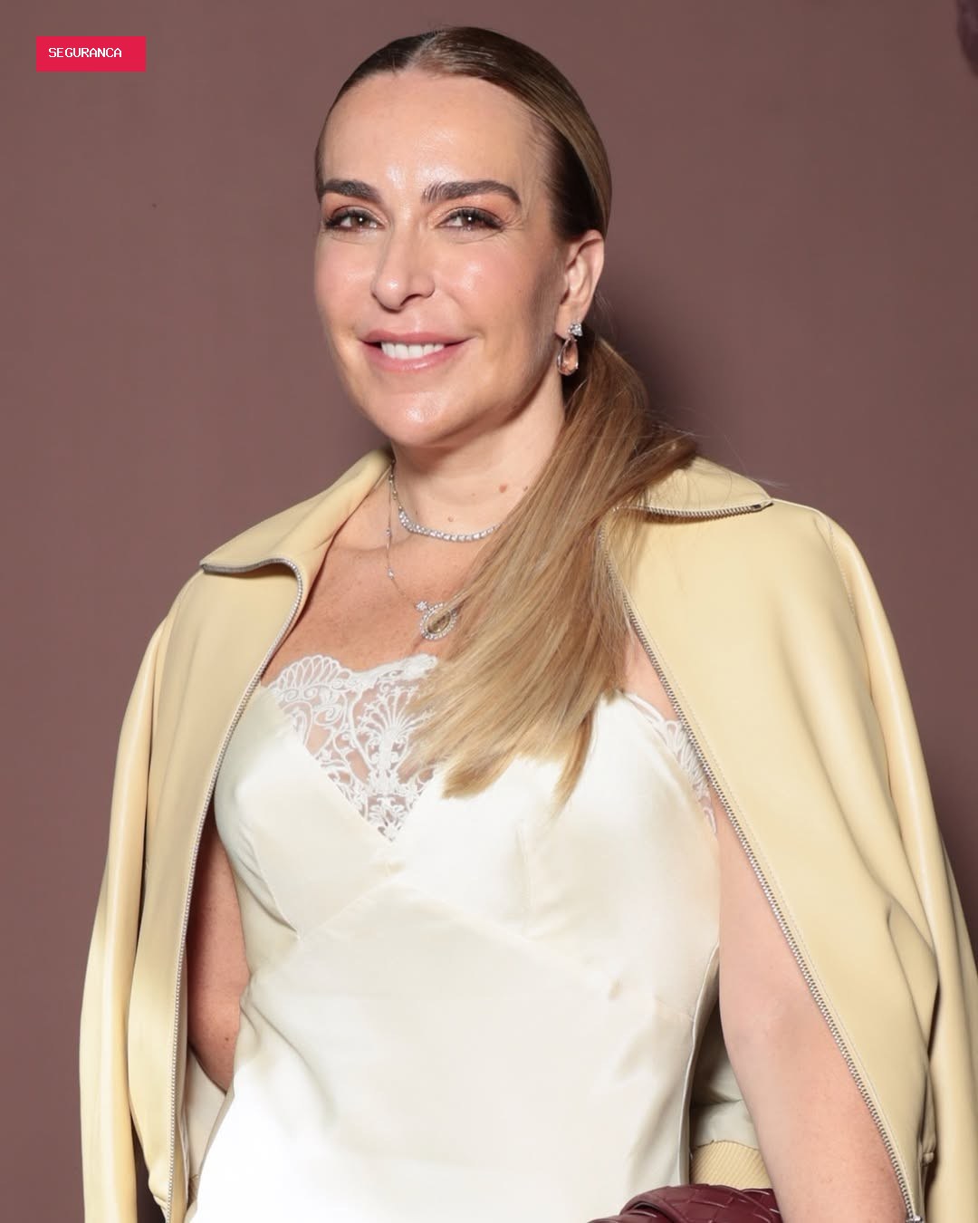 Mensagens revelam que Lulinha e Roberta Luchsinger mantinham núcleo de atuação com projeção de ganhos