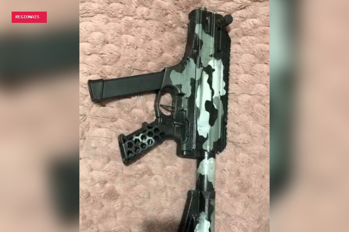 Homem é preso por fabricar armas para facções em impressoras 3D