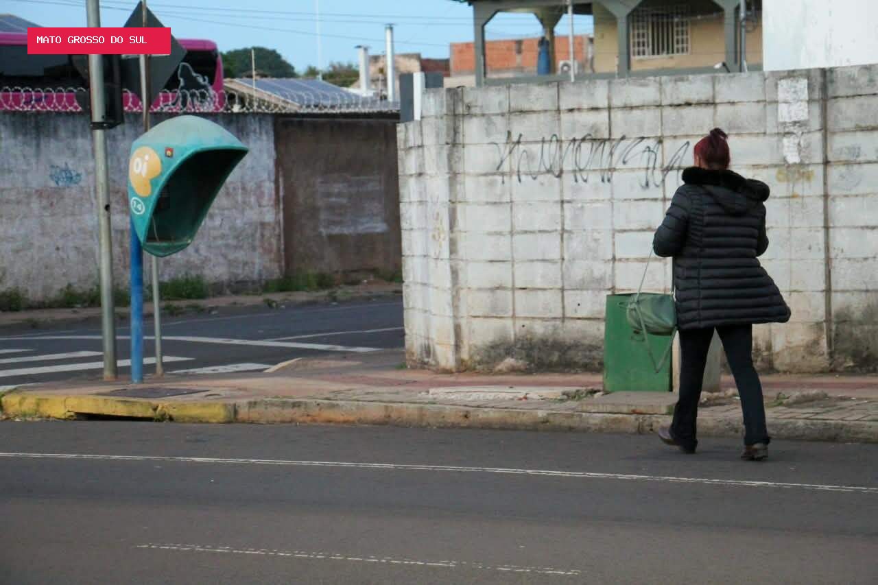 Sexta-feira amanhece fria, mas máxima chega a 31 °C e alerta indica ar seco