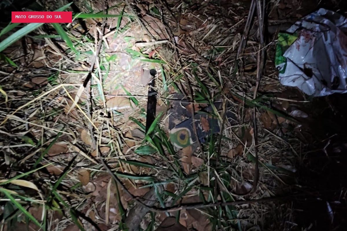 Homem é baleado e morre após avançar com faca contra policiais em MS