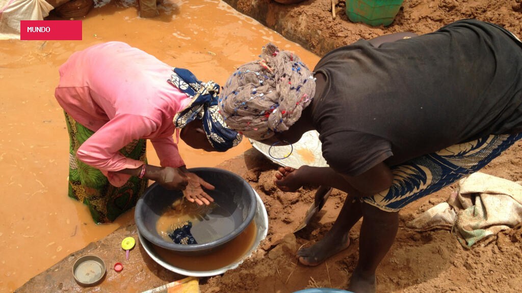 Central African Republic gold mine collapse kills more than 100