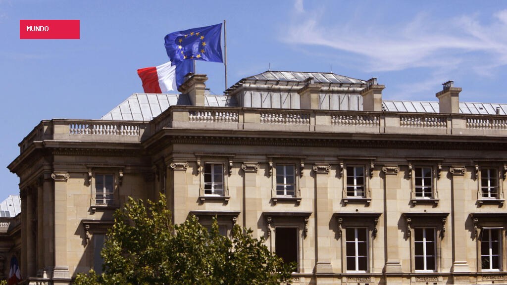 Two French filmmakers held in Togo since July 27, Paris says