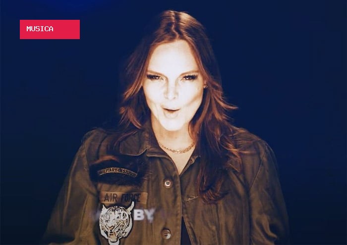 O hit do Nightwish com que Anette Olzon não concordava e virava as costas no palco