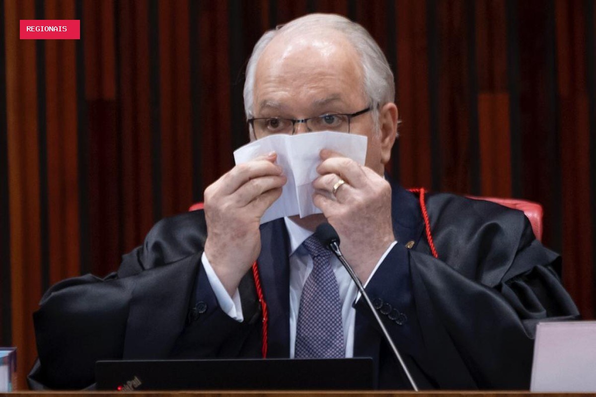 Fachin não é massoterapeuta para fazer distensão com o diretor da PF