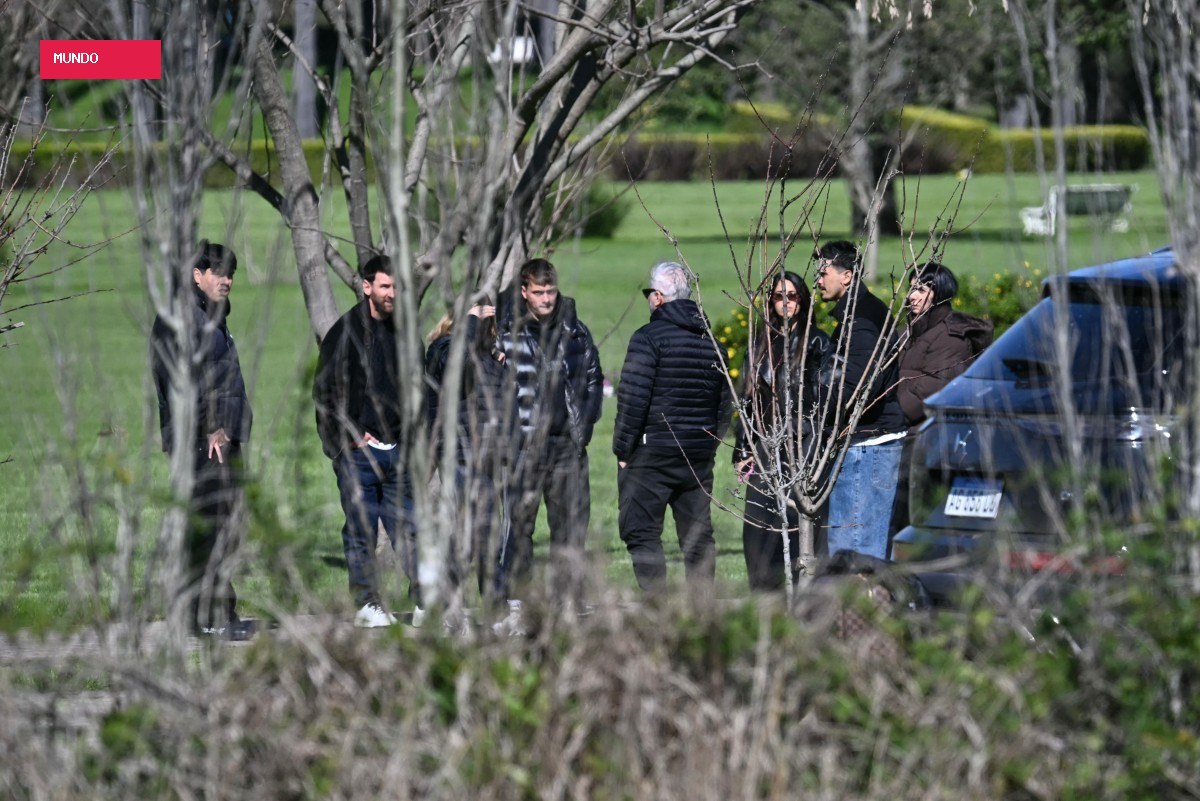 Lionel Messi se despede de seu pai e recebe mensagens de carinho em Rosário