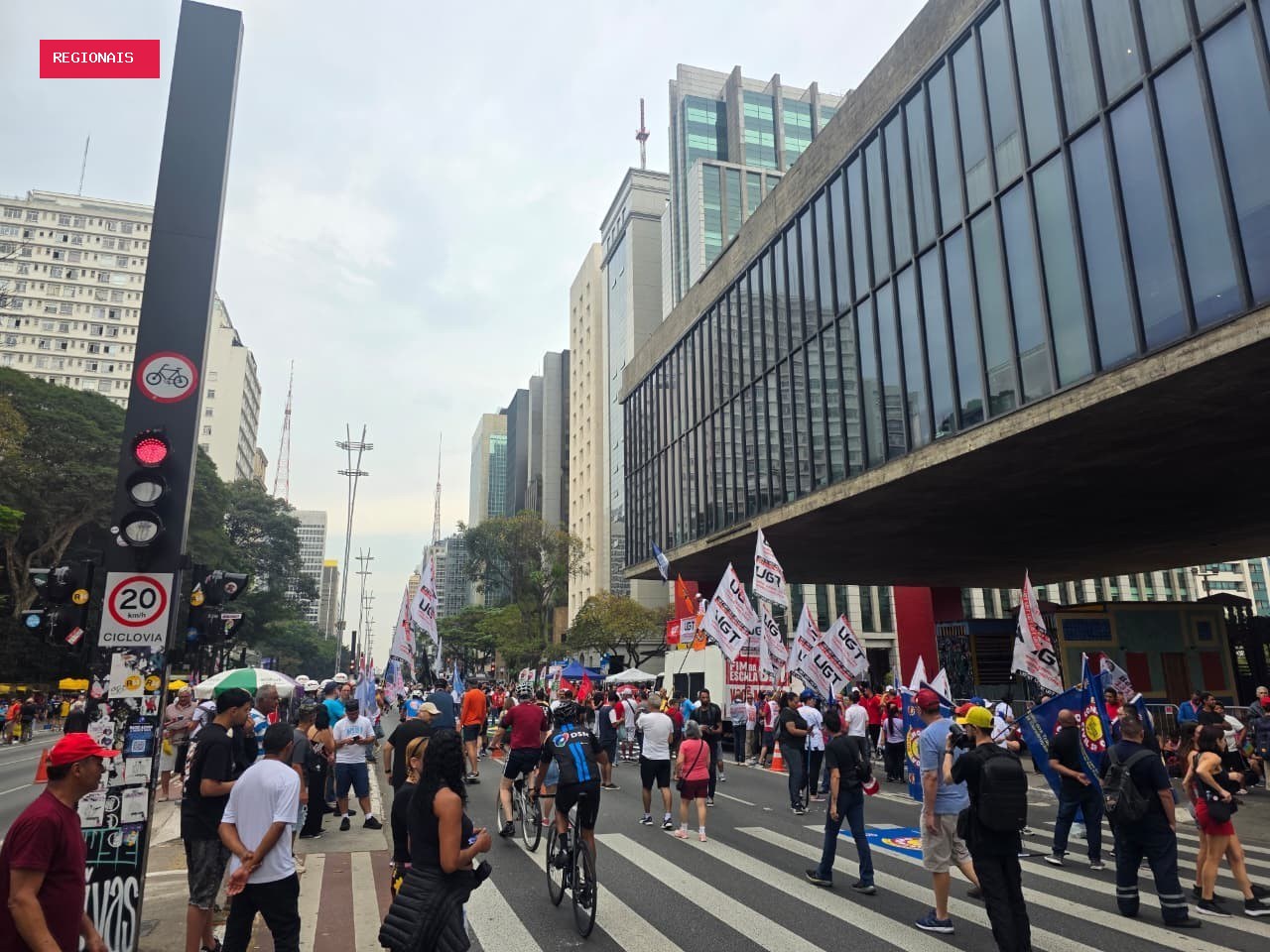 Confusão entre manifestante e adolescente em protesto na Avenida Paulista termina na delegacia