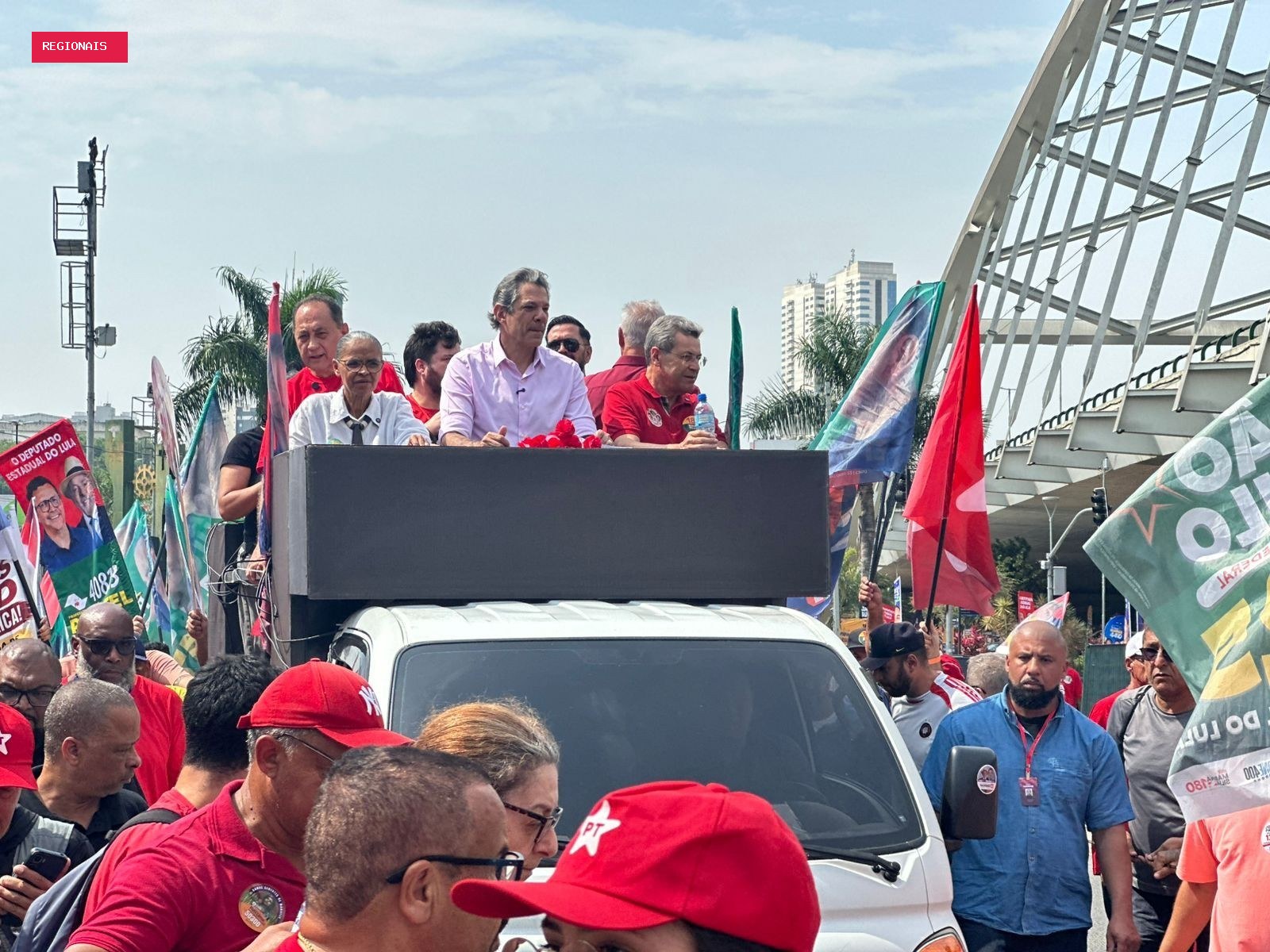 Haddad diz que PT e PSDB têm 'solo comum' após receber apoio de ex-secretários tucanos