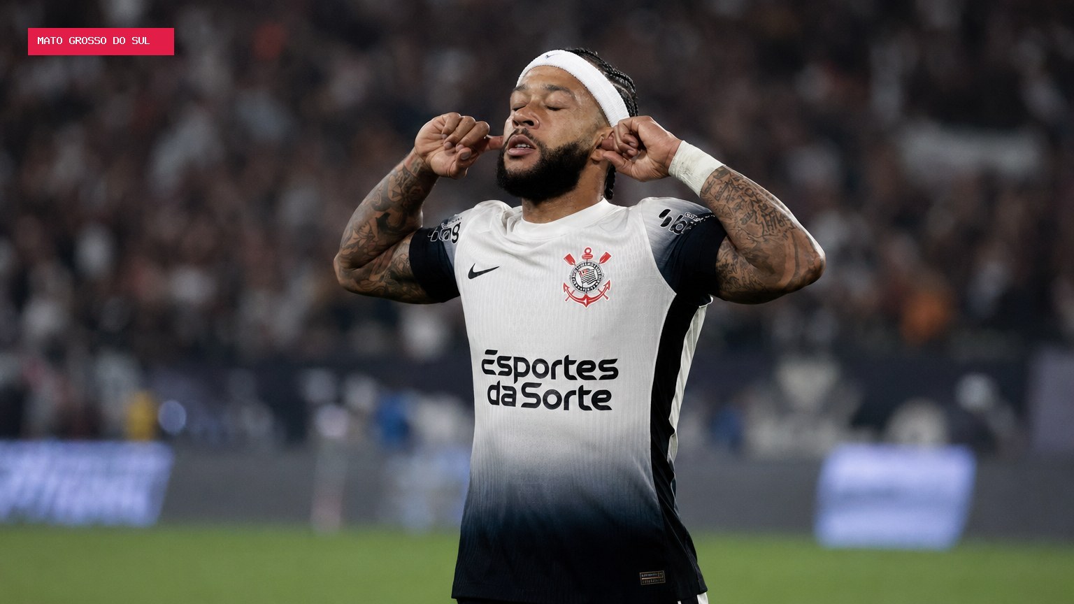 Memphis Depay deixa Corinthians após títulos, protagonismo e salário de R$ 3,5 milhões