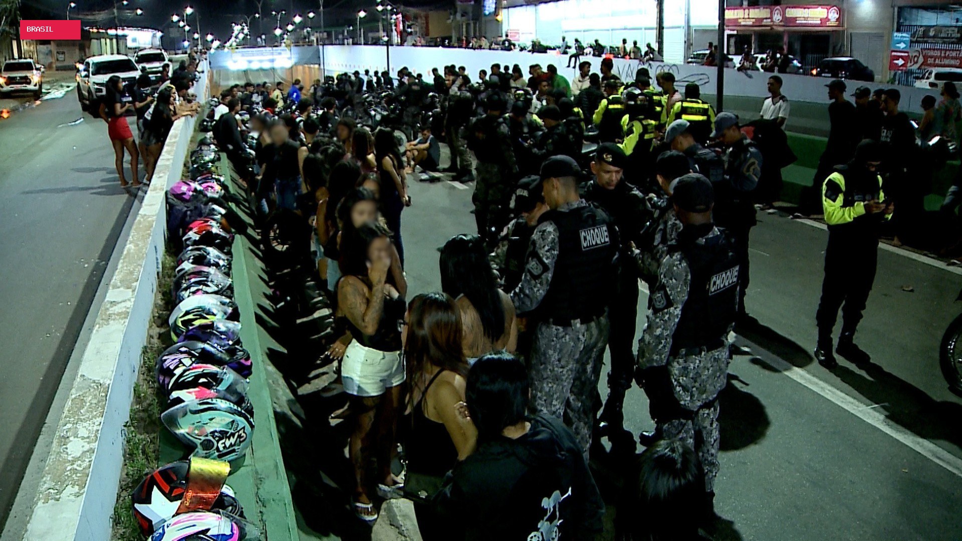 Operação interrompe 'rolezinho' e apreende mais de 100 motos em São Luís
