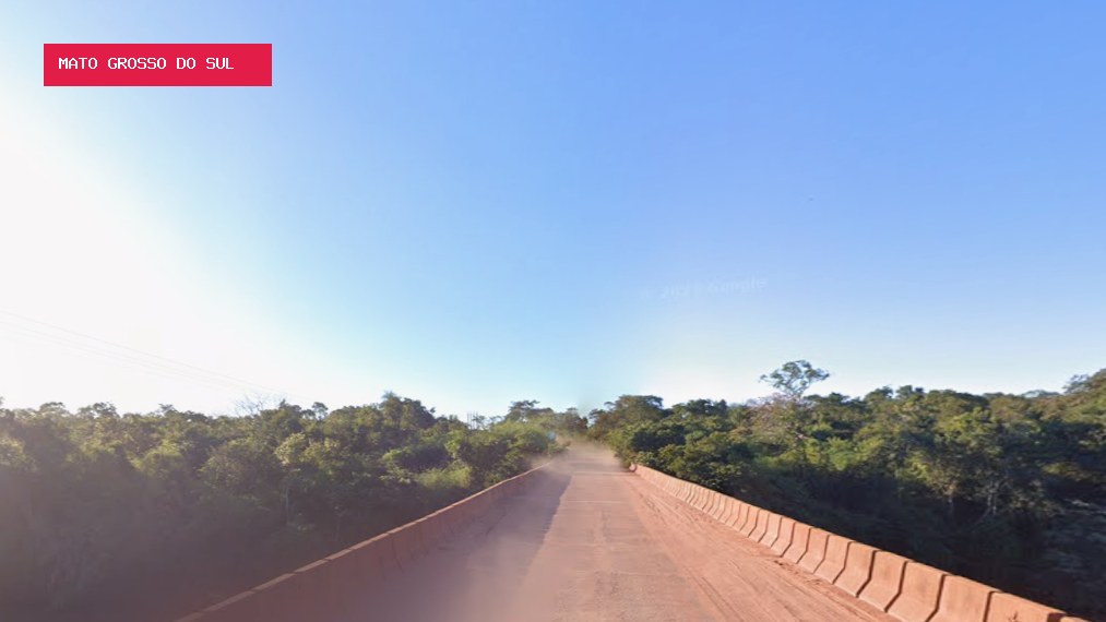 Homem morre e três ficam feridos em capotamento em rodovia
