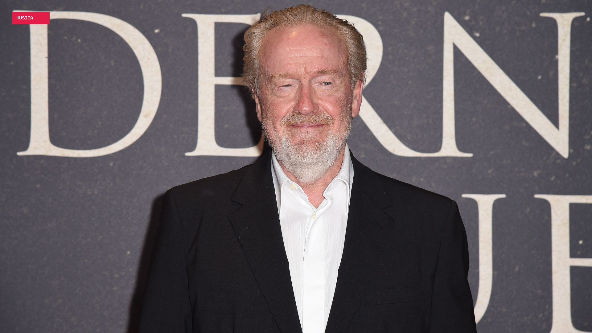 Ridley Scott revela continuar desenhando cada filme à mão antes das filmagens