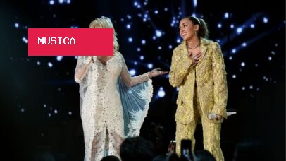 Miley Cyrus homenageia a madrinha Dolly Parton: ‘Tenho um anjo ao meu lado. Sempre tive’