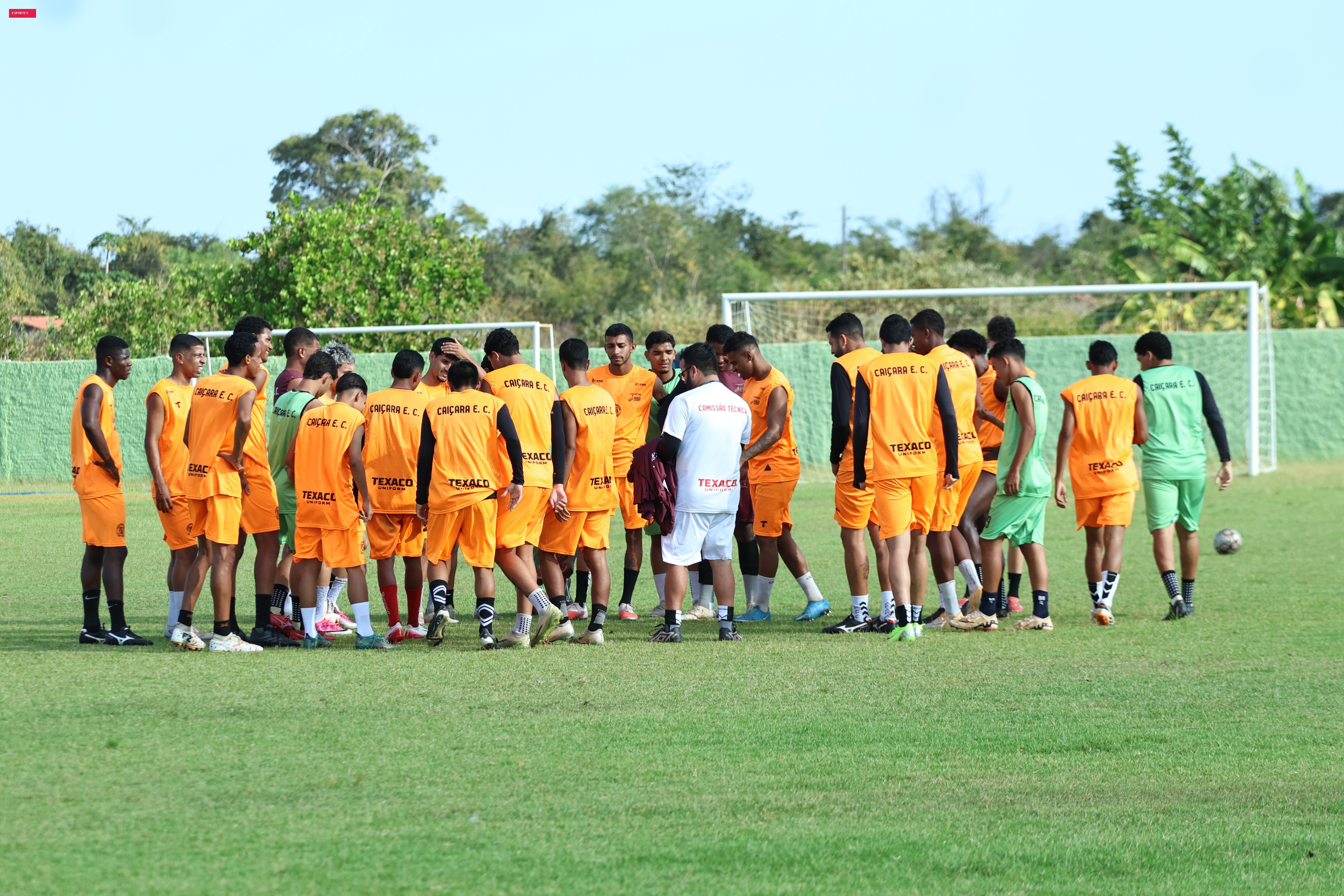 Caiçara anuncia reforços, e técnico Caio Simões avalia pré-temporada para o Piauiense Série B