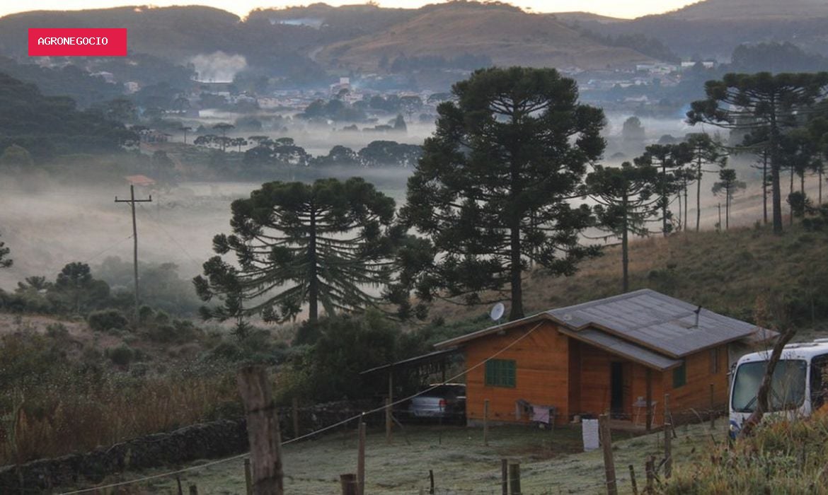 Massa de ar polar se espalha do Sul ao Norte do país; confira a previsão de hoje