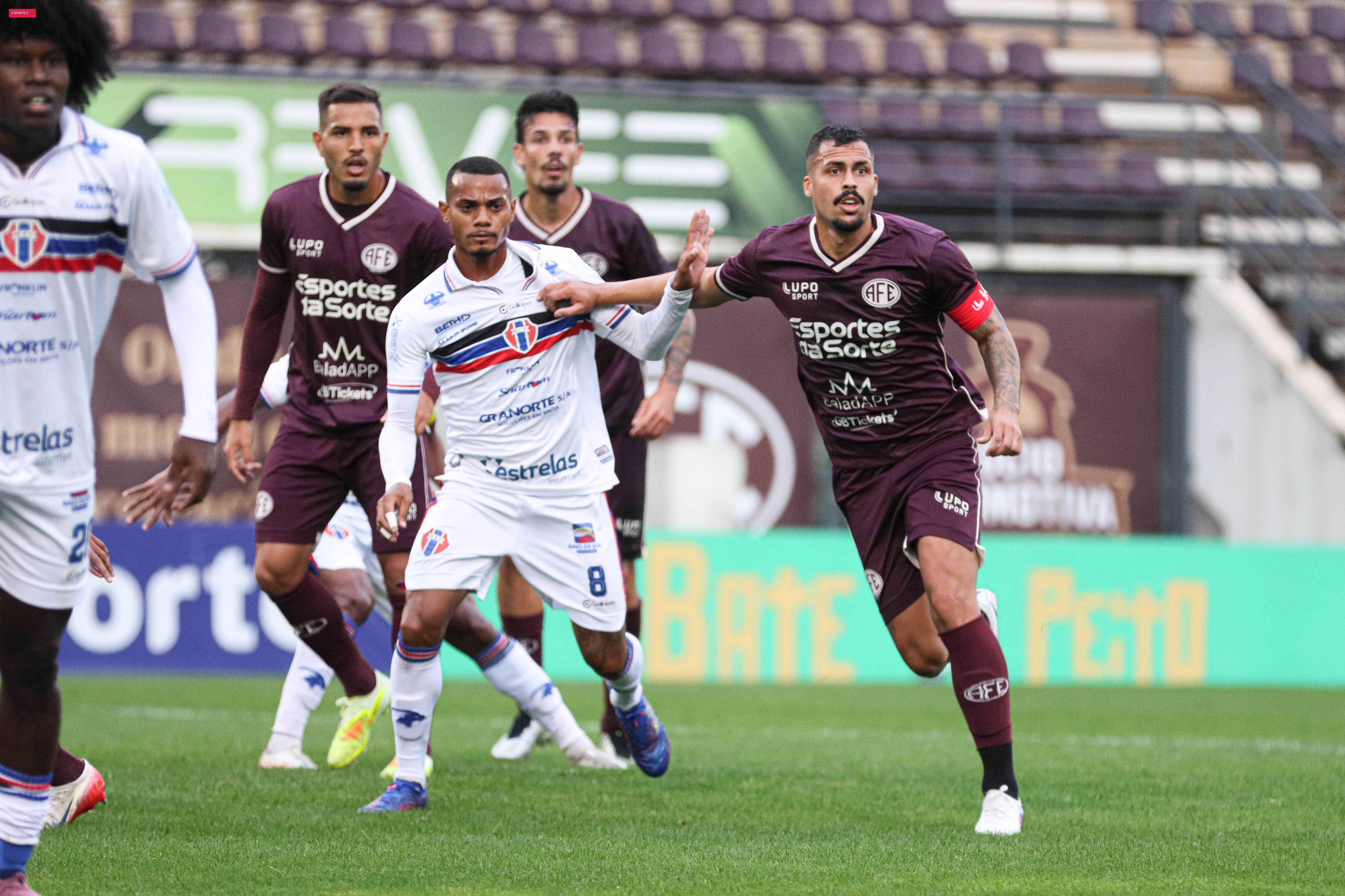 Invicta na Série C com Medina e Zé Vitor, Ferroviária expõe dependência de zaga titular