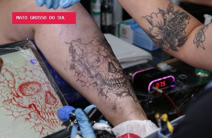 Prazo para doar sangue após tatuagem cai para 7 dias