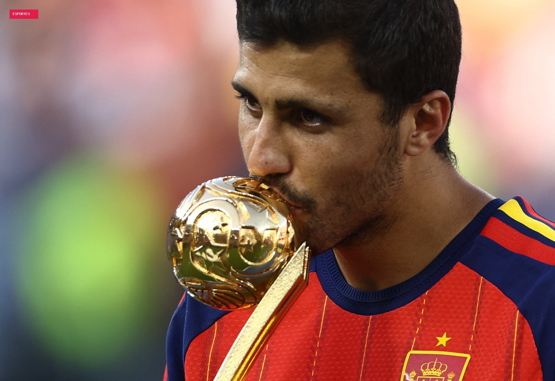 Barcelona entra na disputa com o Real Madrid pela contratação de Rodri, diz jornal
