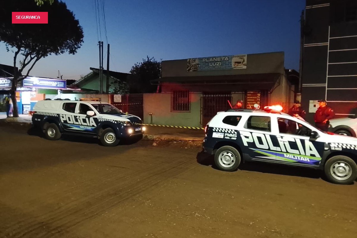 Suspeito de violência doméstica é baleado após lutar com PMs e disparar arma em Dourados (MS)