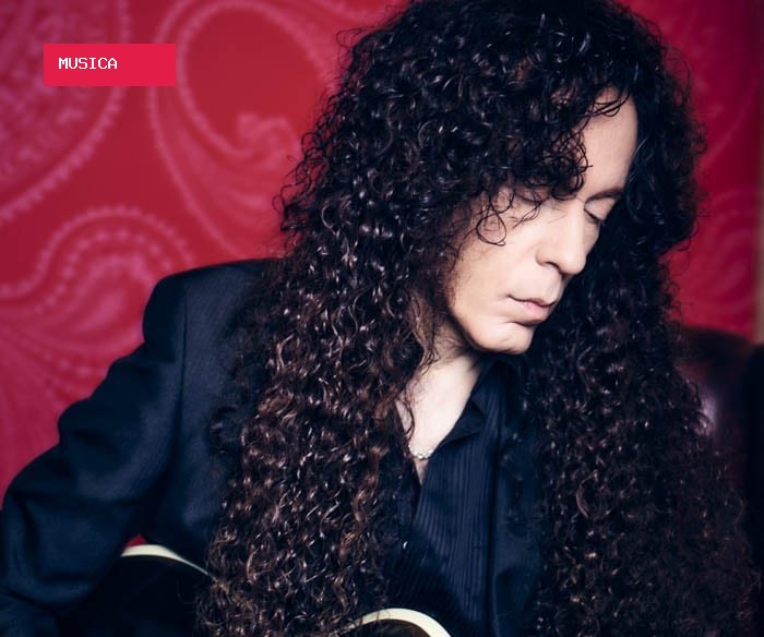 Para Marty Friedman, Elvis Presley é uma "figura divina"