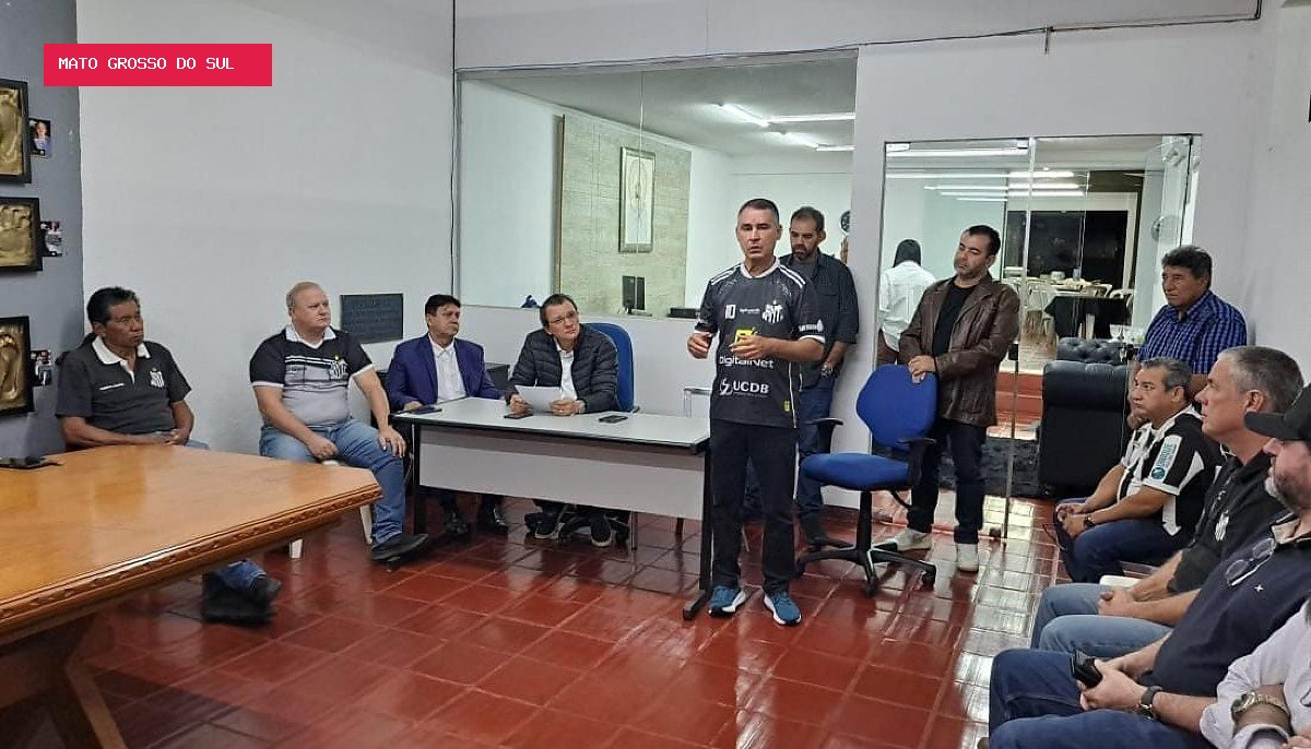 Conselheiros reelegem Nelson Antônio para mais quatro anos à frente da Associação do Operário FC