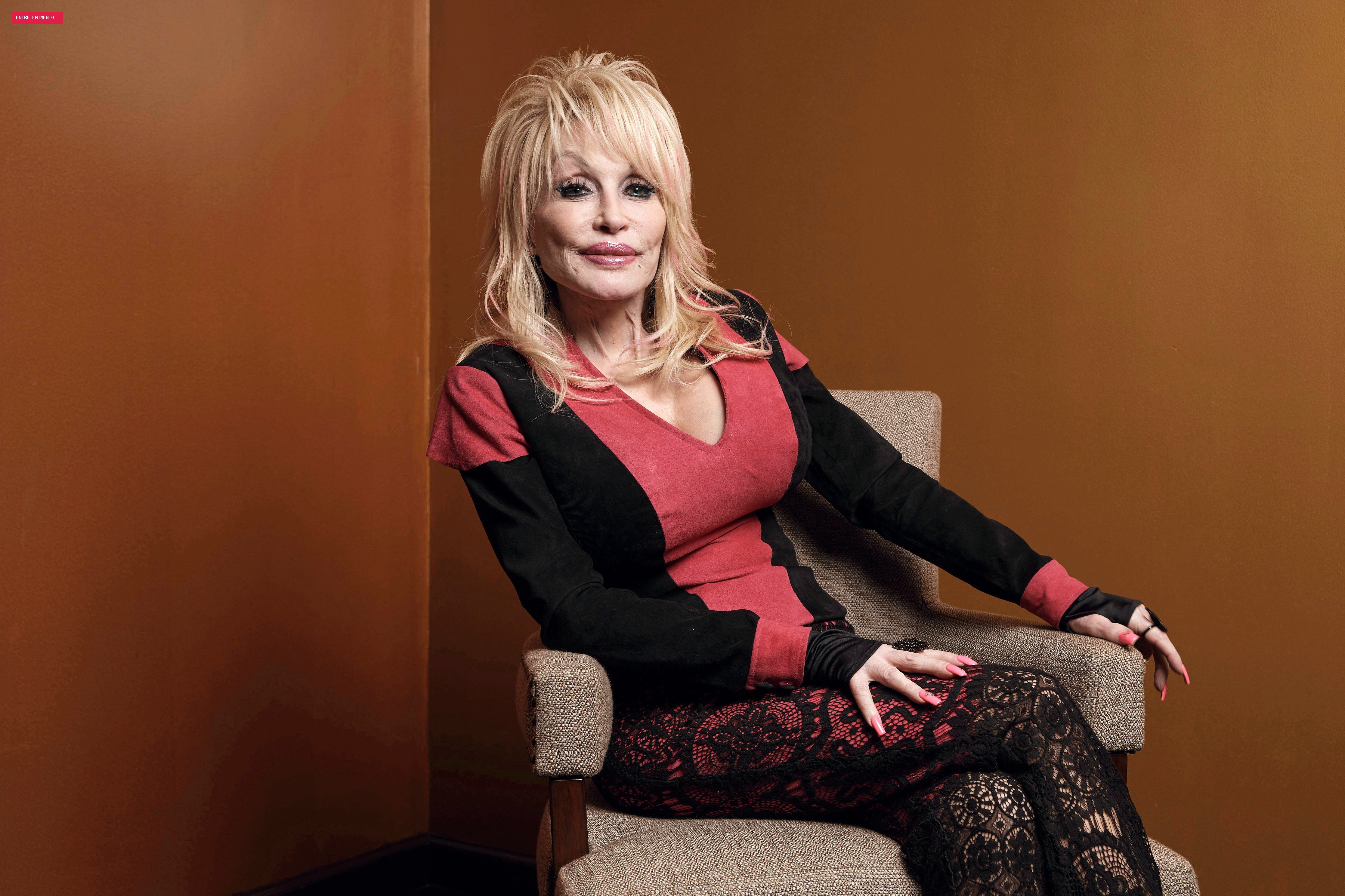 Dolly Parton, lenda da música country, morre aos 80 anos
