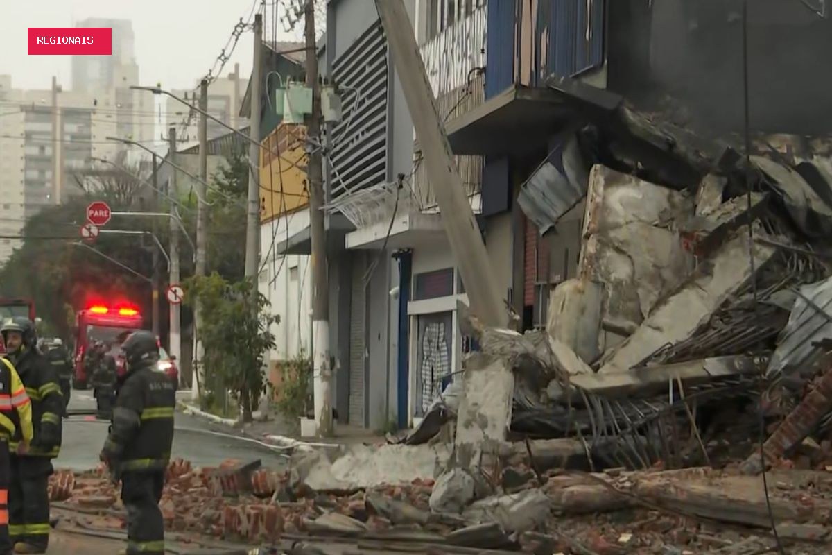 Bombeiros continuam combate a 2 incêndios na região central de SP