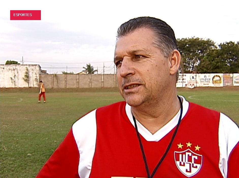 Títulos, acessos e identificação: conheça a trajetória de Zé Humberto