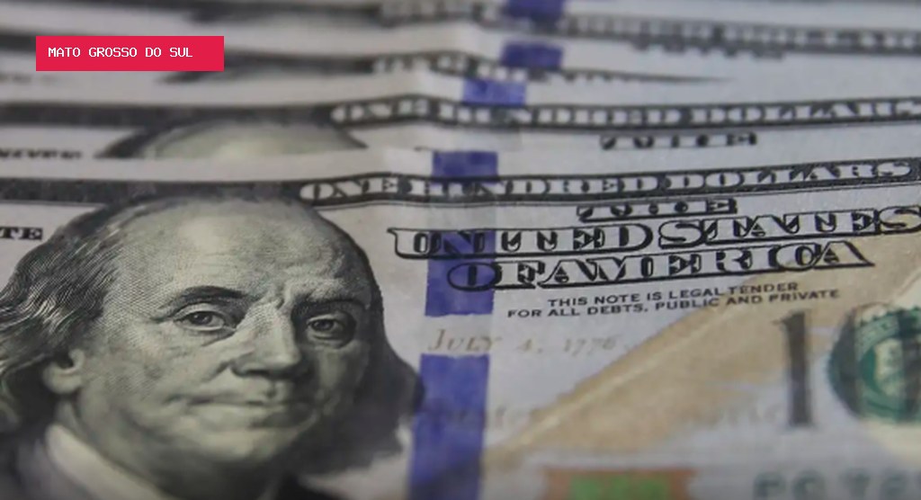 Dólar fecha semana em alta, a R$ 5,21, e avança 1,88% em cinco dias