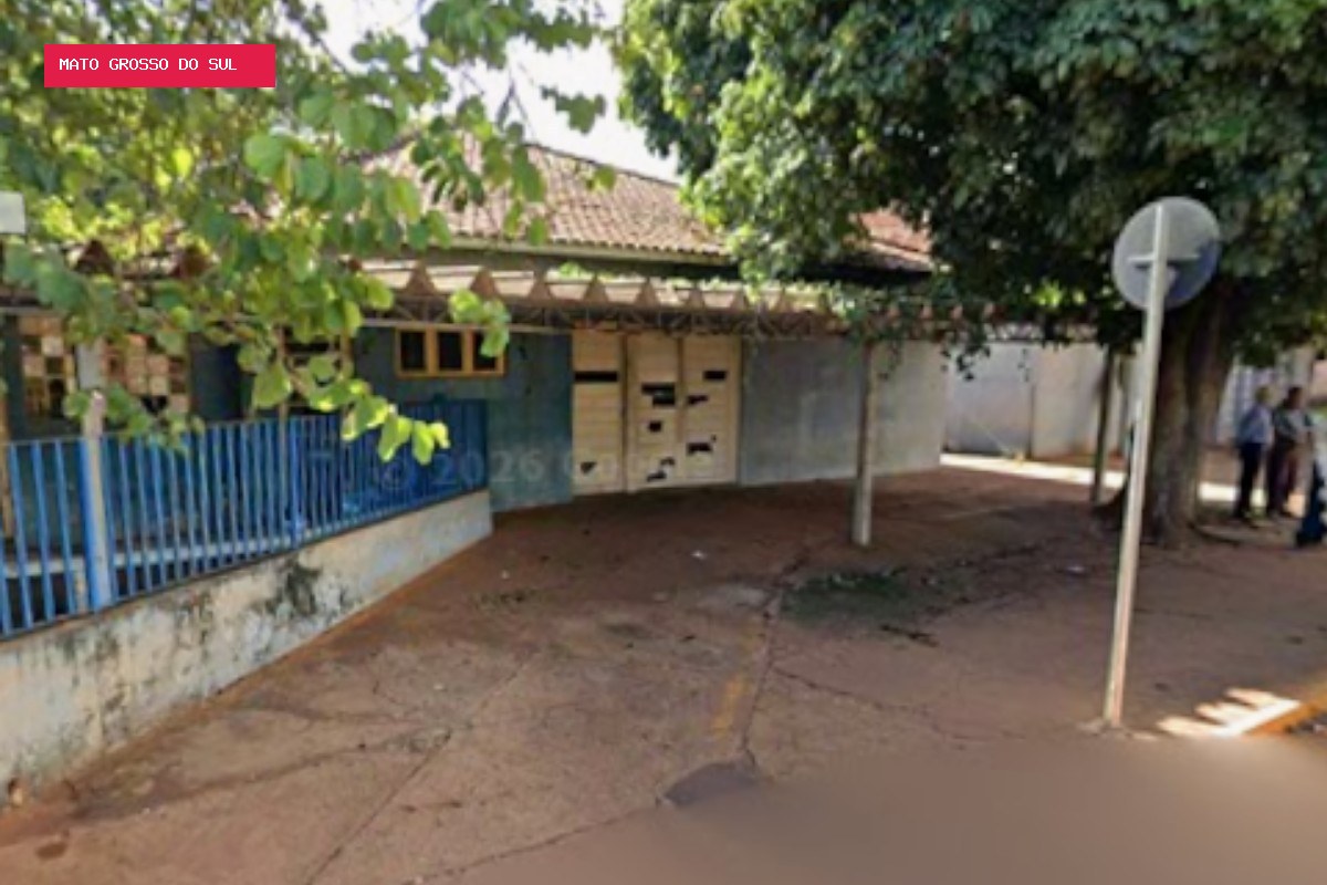 Homem é encontrado morto com perfurações no peito em antigo centro de saúde de Campo Grande