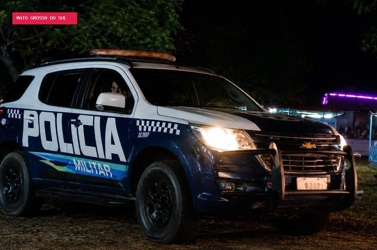 Grupo armado invade casa, rende mulher e mata rapaz na frente da família