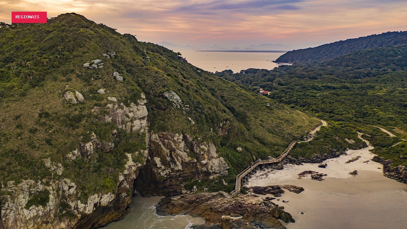 Ilha do Mel: conheça o destino em um passeio completo da Serra Verde Express