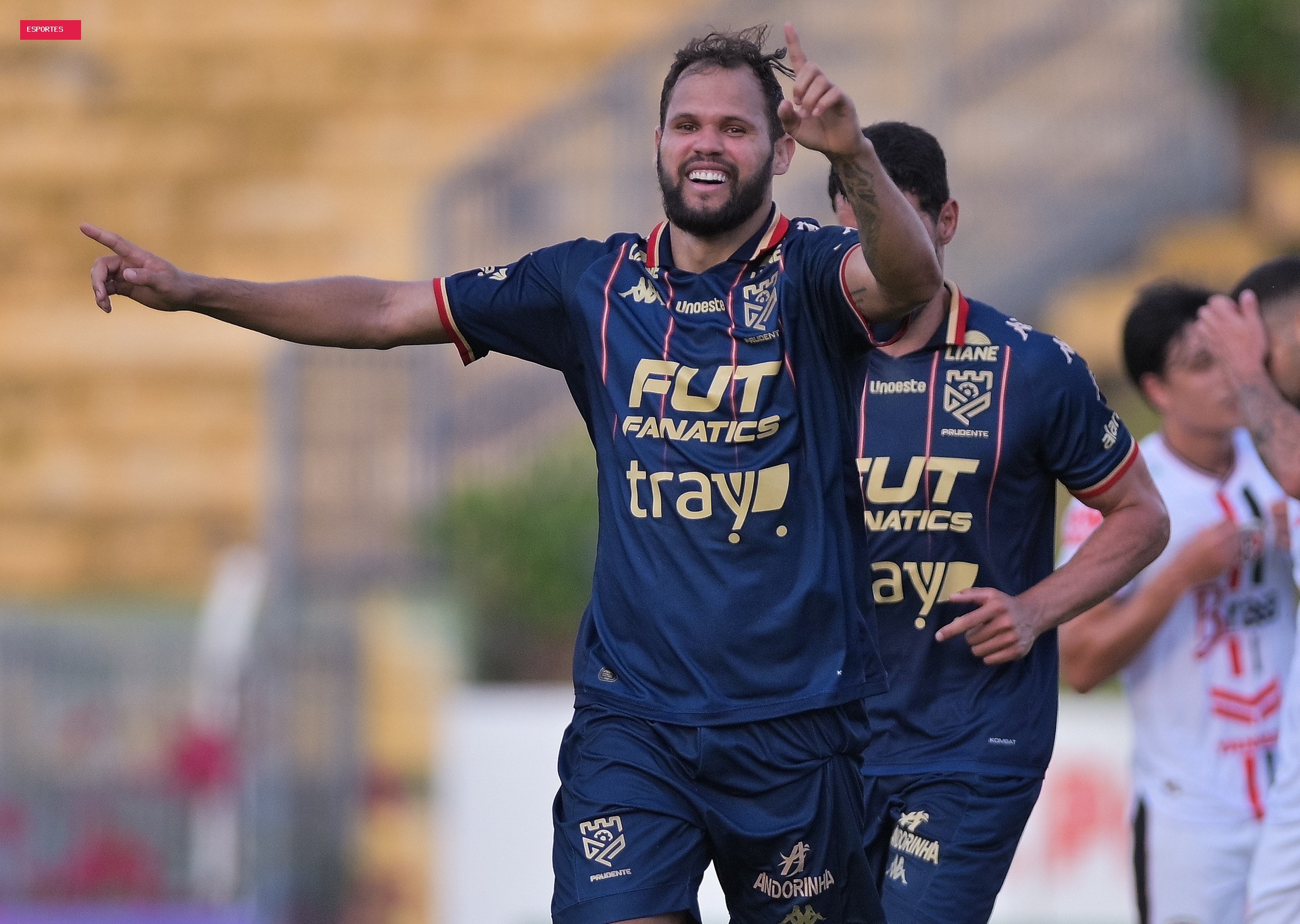 CSA deve regularizar  centroavante no último dia da janela da Série D