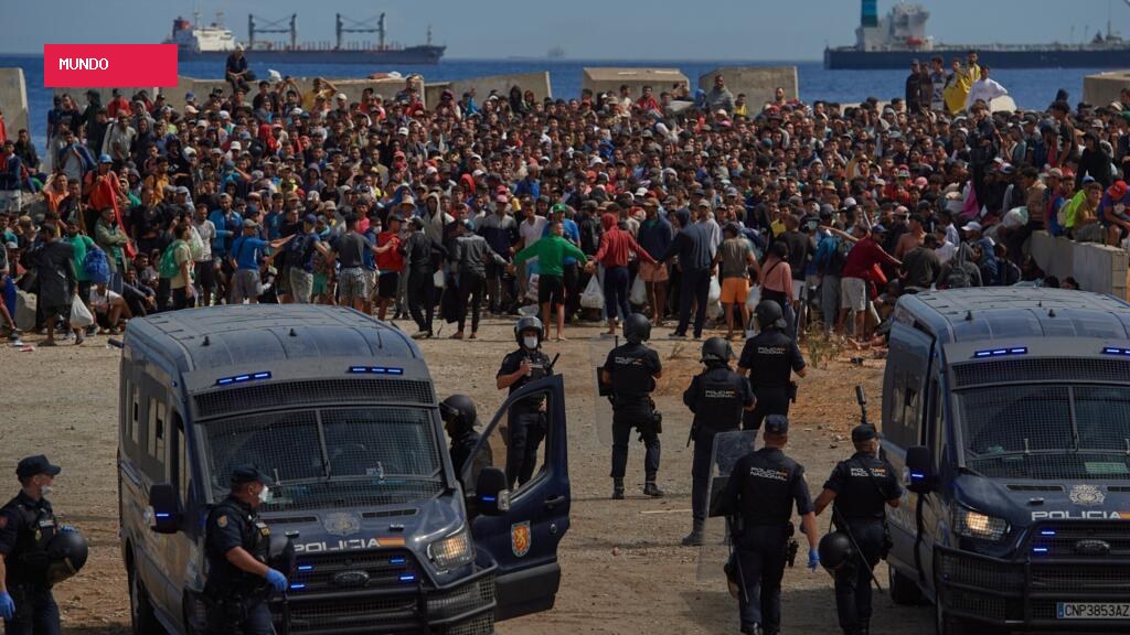 Crise migratória em Ceuta leva Itália e Espanha a prolongar controles nas fronteiras do Espaço Schengen