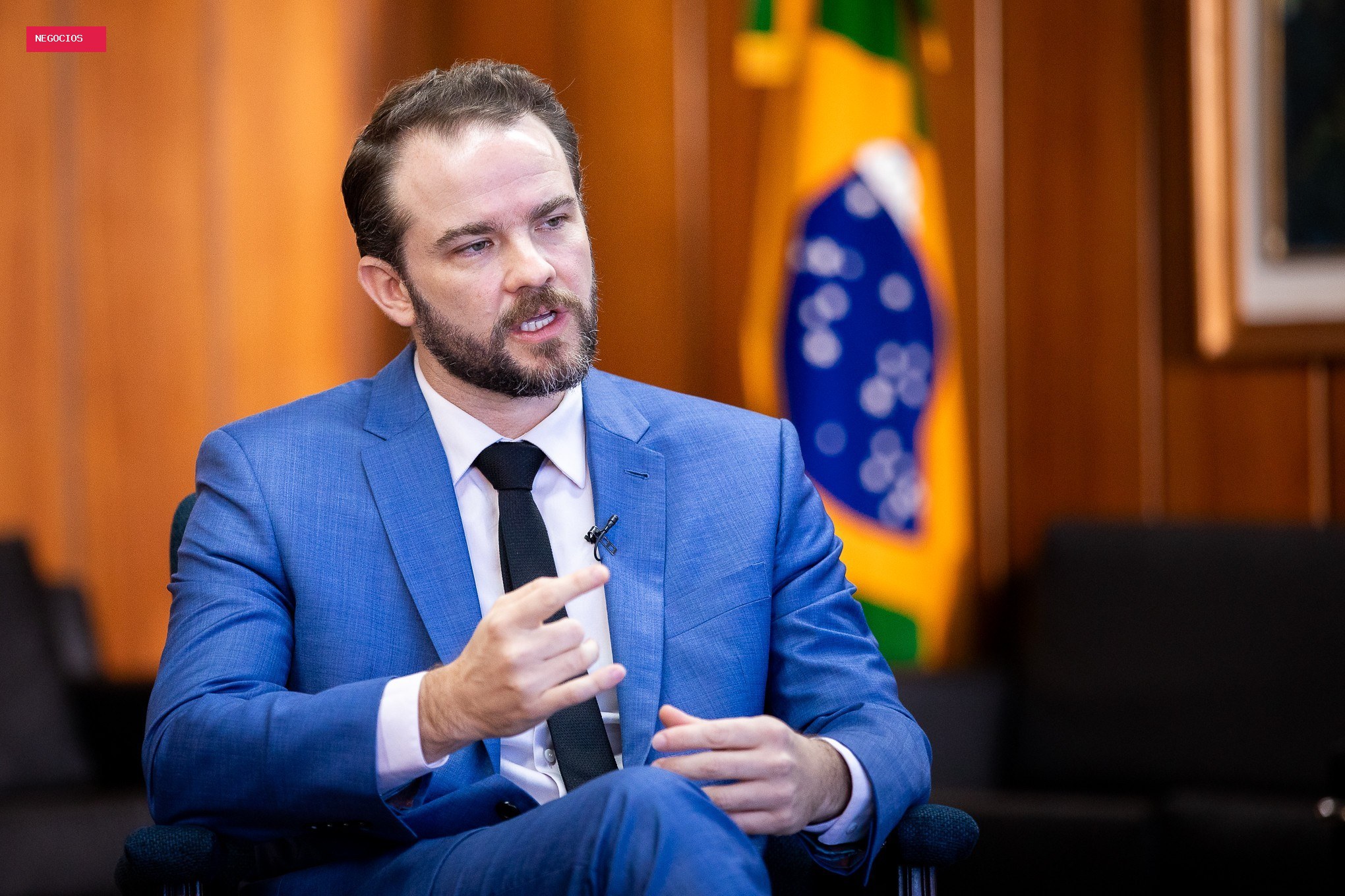 Ministro da Fazenda espera retomada da relação com os Estados Unidos após eleições e diz que Brasil não se