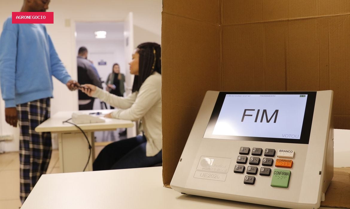 Prazo para solicitar voto em trânsito termina em 20 de agosto; saiba como fazer