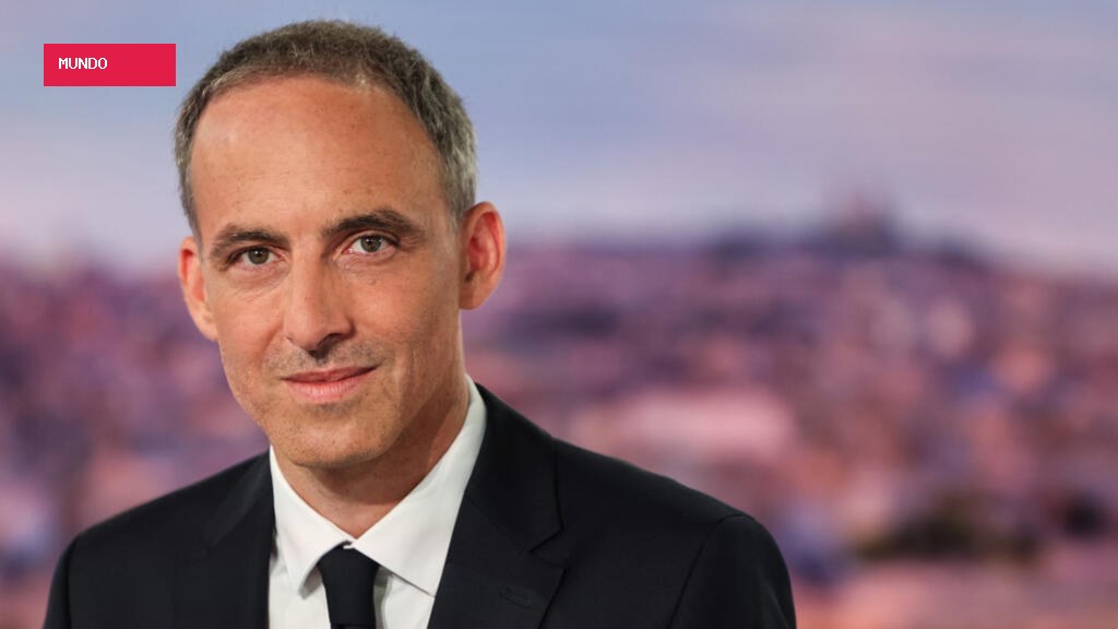 French centre-left candidate launches presidential bid amid divided left
