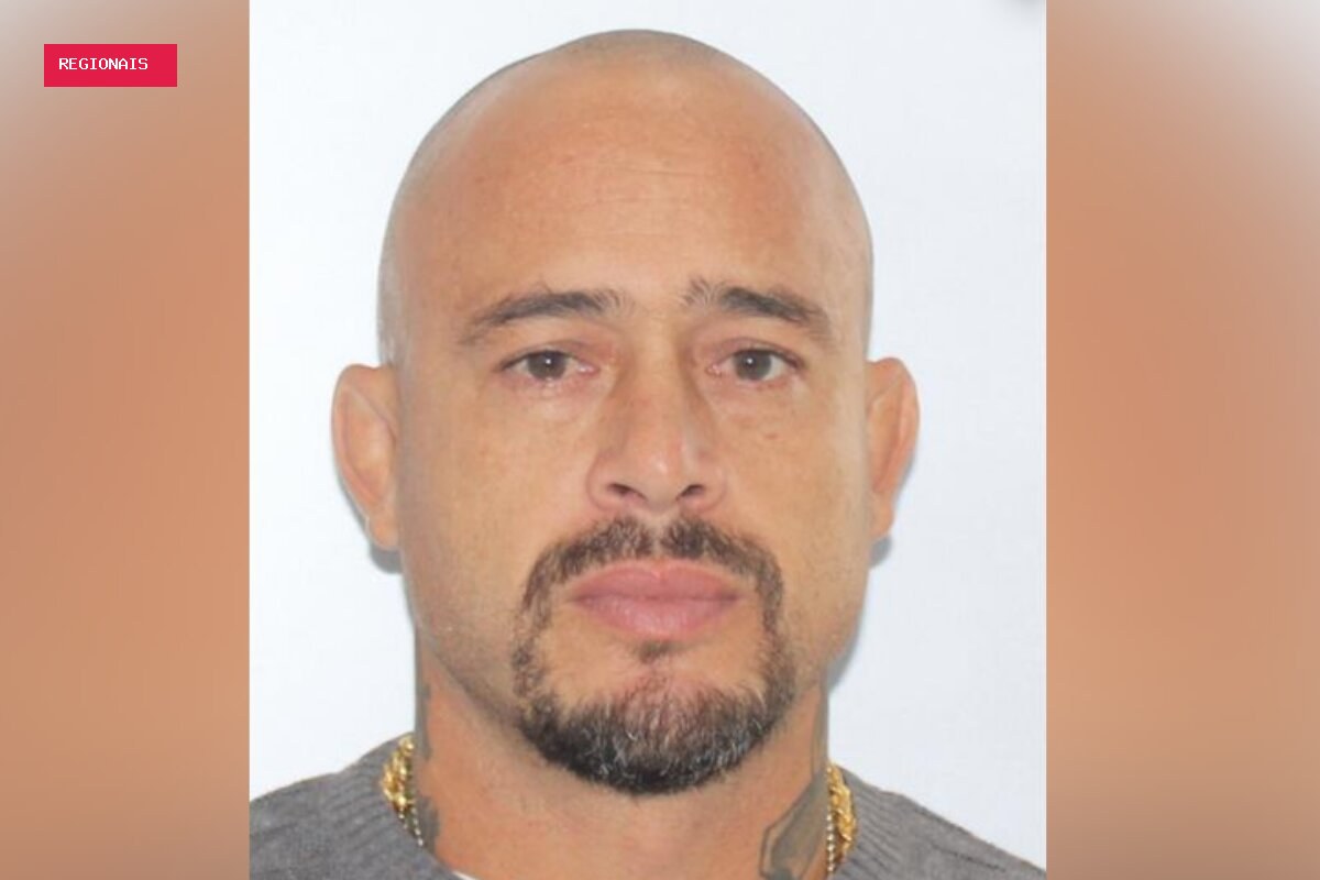 Policial preso mantinha 49 celulares no lixo e R$ 19 mil em delegacia de SP